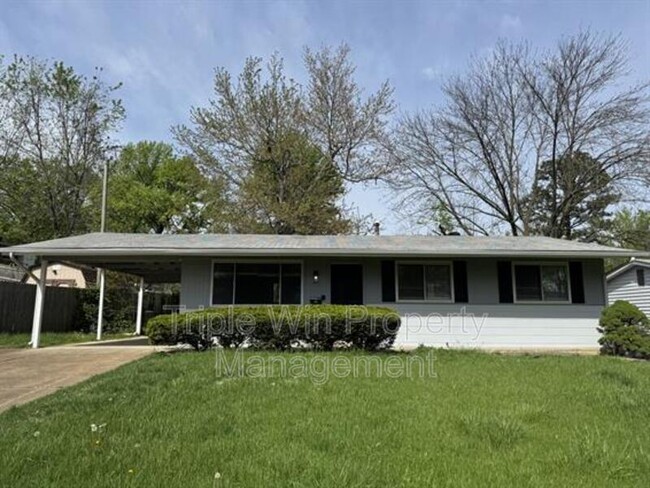 property at 1035 Bluefield Dr