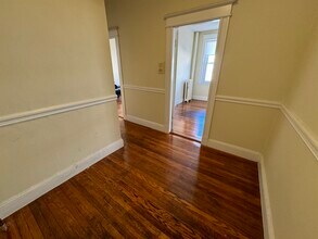 1550 Commonwealth Ave in Boston, MA - Foto de edificio - Building Photo