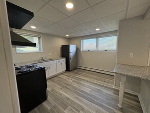 211 Tulip Cir, Unit Lower level in Clarks Summit, PA - Foto de edificio - Building Photo