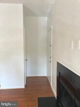 3910 Penderview Dr in Fairfax, VA - Building Photo - Building Photo