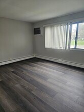 2600 Bayside Dr, Unit 3 in Palatine, IL - Building Photo - Building Photo