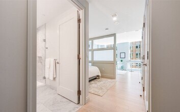 141 Seaport Blvd in Boston, MA - Building Photo - Building Photo