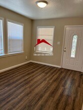 209 C St in Roseville, CA - Building Photo - Building Photo