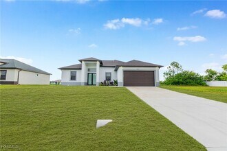 2507 NW 25th St in Cape Coral, FL - Building Photo - Building Photo