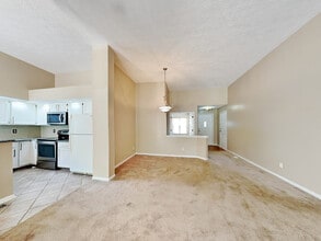 8622 Cedar Key Dr in Indianapolis, IN - Building Photo - Building Photo