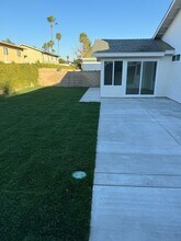 9891 Hot Springs Dr in Huntington Beach, CA - Building Photo - Building Photo