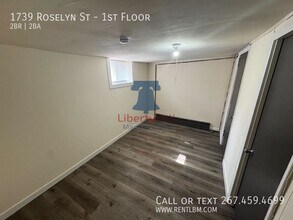 1739 Roselyn St-Unit -1st Floor in Philadelphia, PA - Foto de edificio - Building Photo