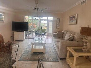 2950 SE Ocean Blvd, Unit 18-2 in Stuart, FL - Building Photo - Building Photo