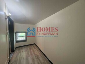 1326 E Olive St in Evansville, IN - Building Photo - Building Photo