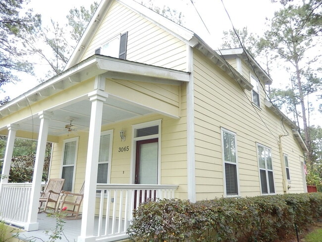 3065 Morningside Dr in Tallahassee, FL - Building Photo - Building Photo