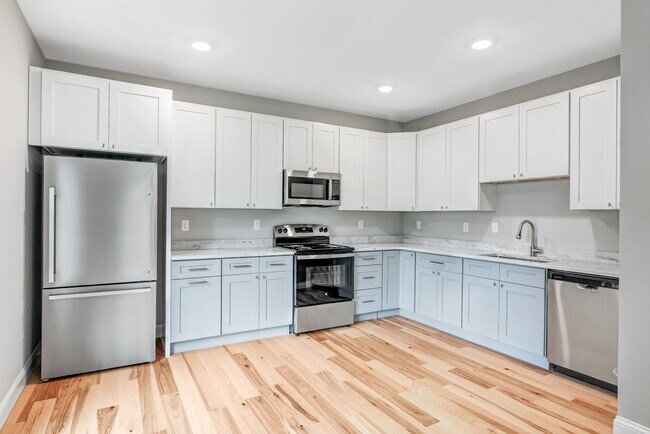 property at 3525 Giles Ave
