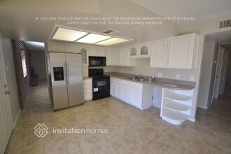 6231 W Georgia Ave in Glendale, AZ - Building Photo - Building Photo