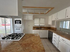 6592 Le Blan Way in Riverside, CA - Building Photo - Building Photo