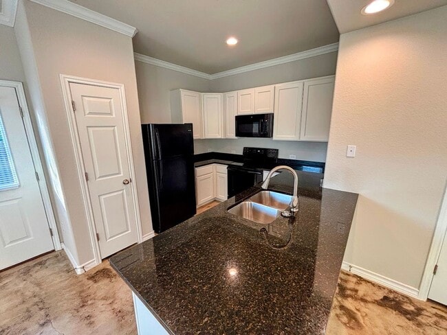 8331 Breezy Cv in Selma, TX - Building Photo - Building Photo
