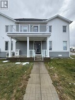 506 Oldenburg Ave in Ottawa, ON - Building Photo