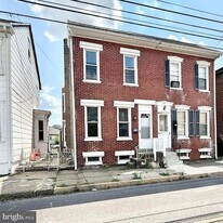 314 Beech St in Pottstown, PA - Building Photo