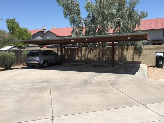 6257 E Glencove Cir in Mesa, AZ - Building Photo - Building Photo