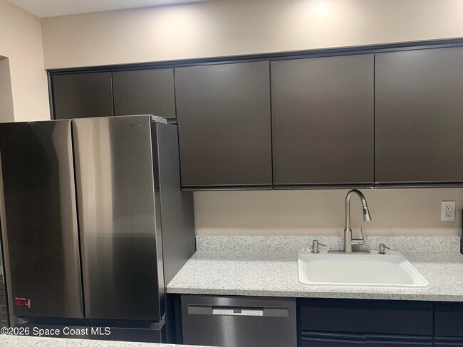 1273-1A1a Jimmy Buffett Mem Hwy in Satellite Beach, FL - Building Photo - Building Photo