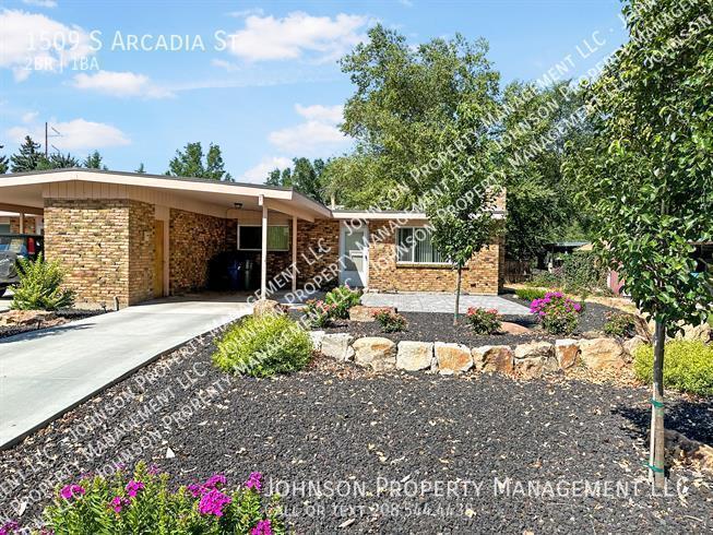 1509 S Arcadia St in Boise, ID - Building Photo