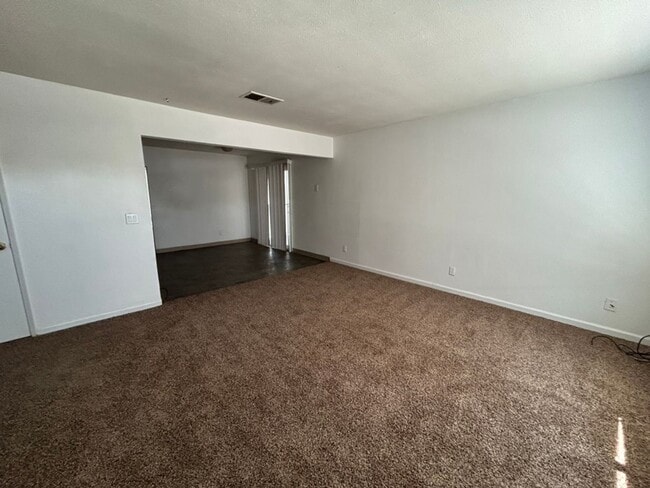 property at 1275 E Bellevue Rd
