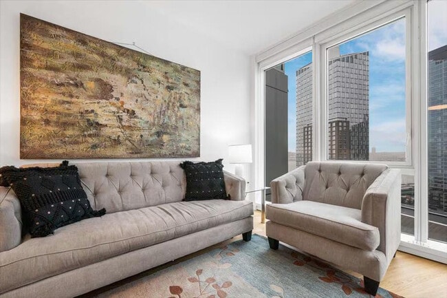 625W W 57th St in New York, NY - Foto de edificio - Building Photo