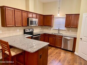 713 Kiesee Dr in Greenville, NC - Building Photo - Building Photo