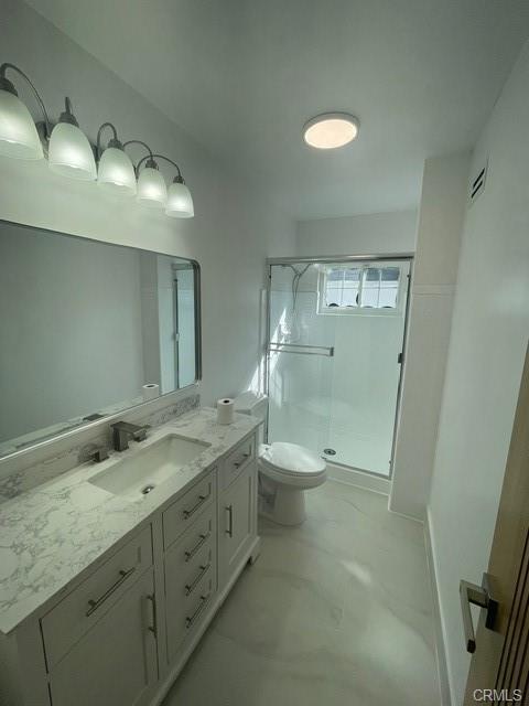15224 Valleyheart Dr in Los Angeles, CA - Building Photo - Building Photo