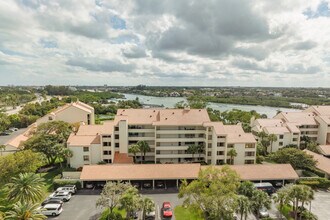 Jupiter Harbour in Jupiter, FL - Building Photo - Building Photo