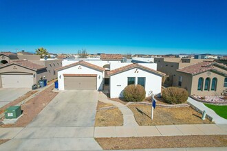 14509 Holly Springs in El Paso, TX - Foto de edificio - Building Photo