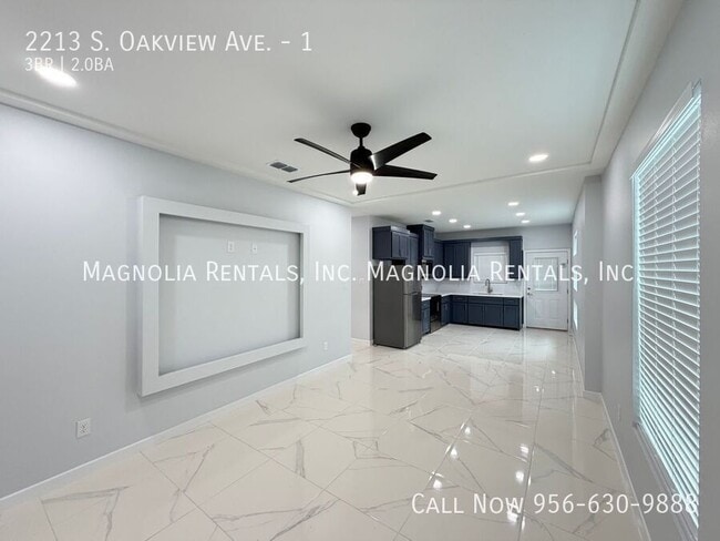 2213 S Oakview Dr in Edinburg, TX - Foto de edificio - Building Photo
