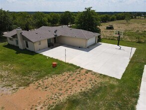 255 Frog Pond Rd in Sherman, TX - Building Photo - Building Photo
