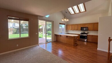 4108 Imagine Ct in Modesto, CA - Building Photo - Building Photo