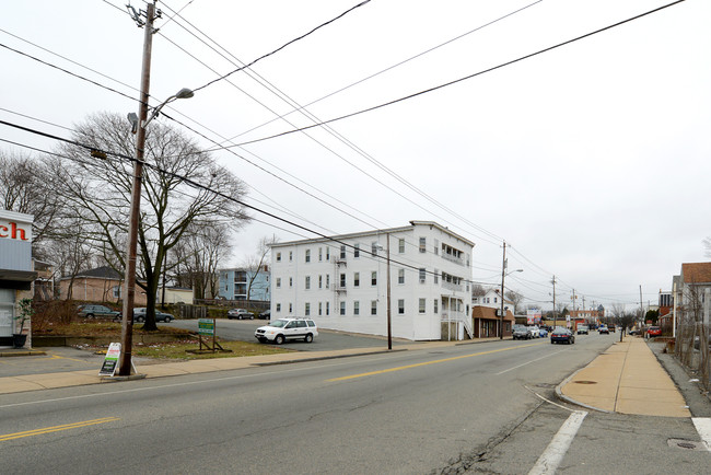 310-312 N Main St in Brockton, MA - Building Photo - Building Photo