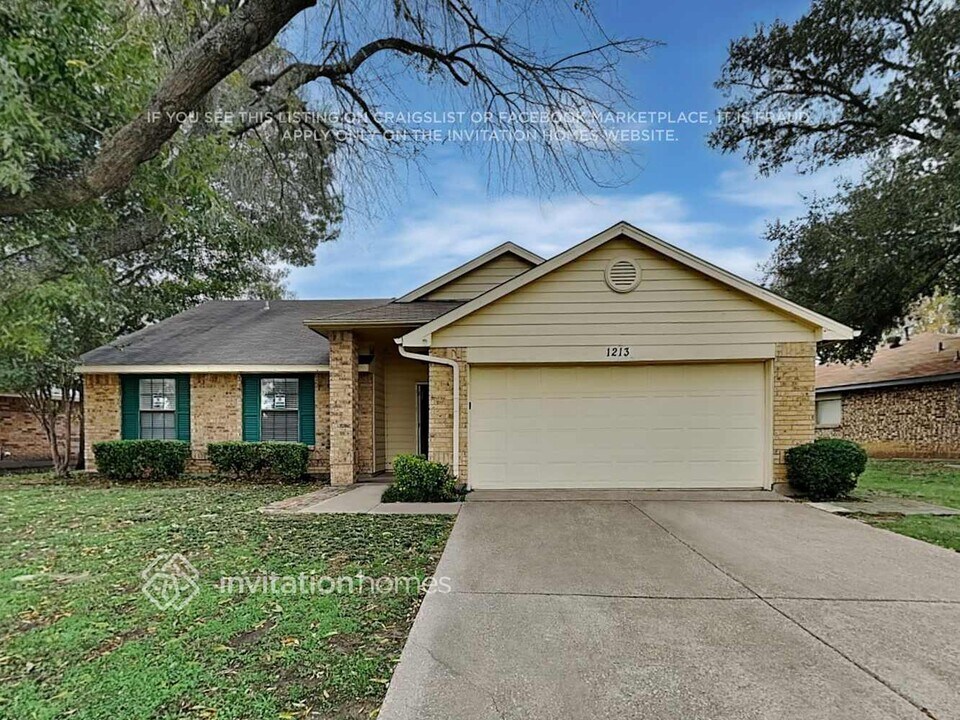 1213 Colony St in Flower Mound, TX - Building Photo