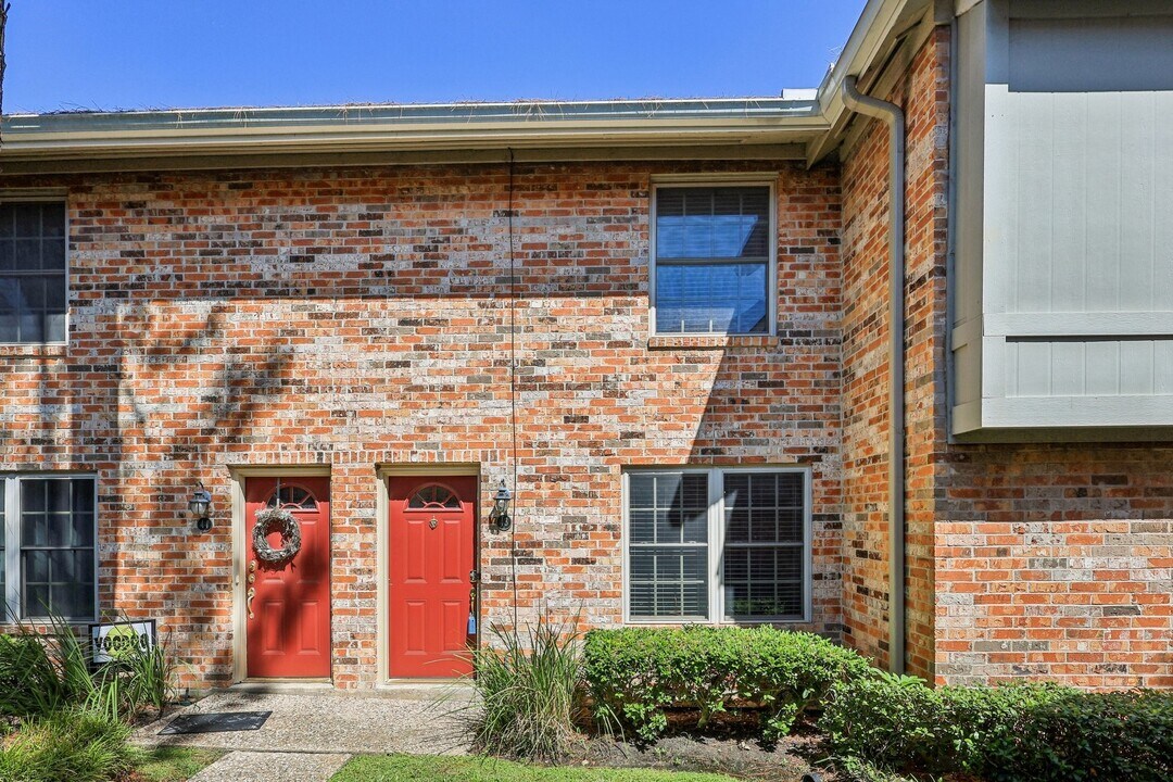 515 Tallowood Rd in Houston, TX - Building Photo