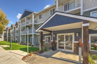 Vintage at Vancouver in Vancouver, WA - Building Photo