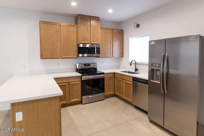2006 W Madison St in Phoenix, AZ - Building Photo - Building Photo