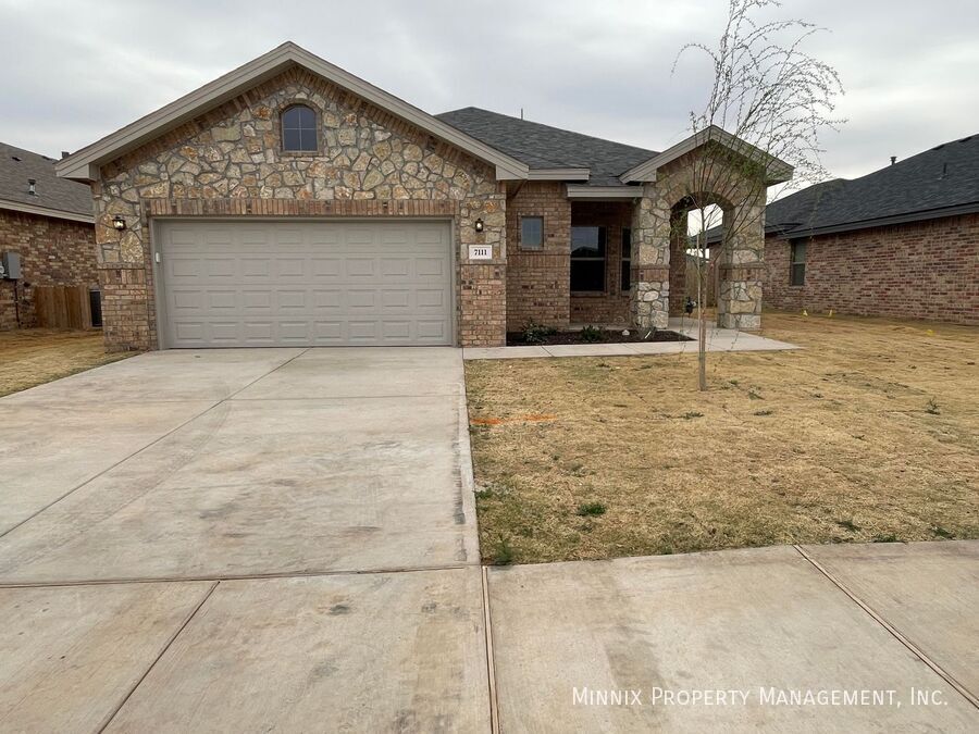 7111 Saguaro St in Midland, TX - Building Photo