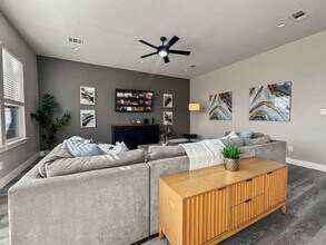 2408 Pennsylvania Ave in Dallas, TX - Building Photo - Building Photo