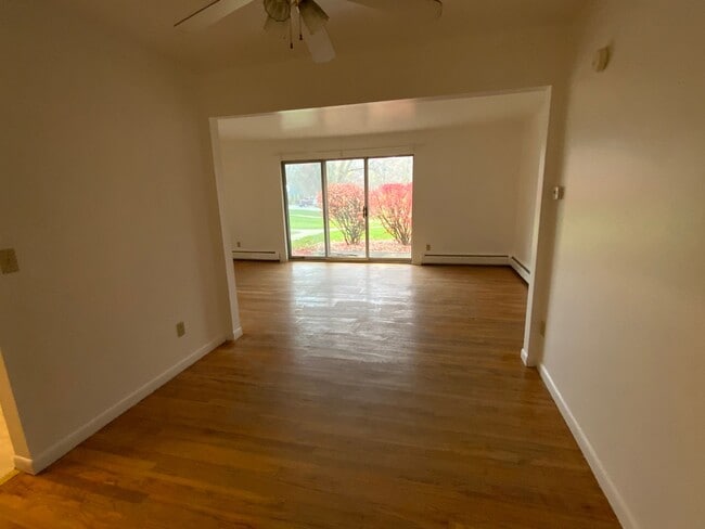 property at 1201 Island Dr