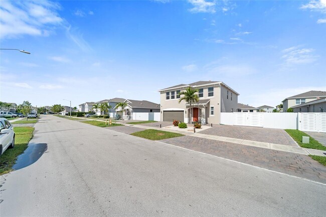 13229 SW 271st Ter in Homestead, FL - Building Photo - Building Photo