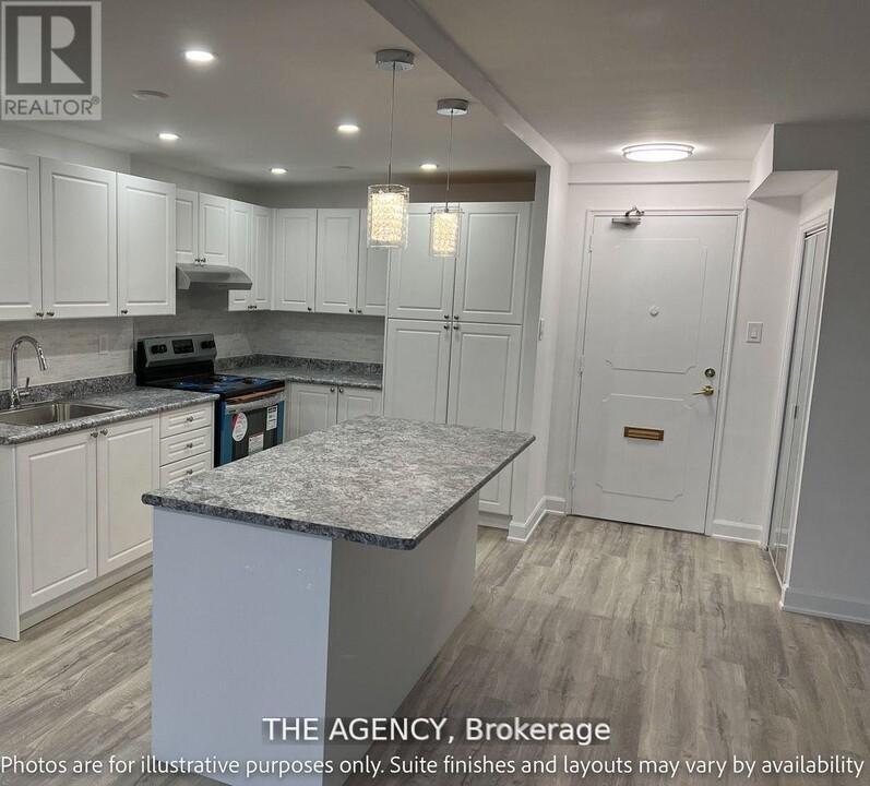 34-434 Carscadden Dr in Toronto, ON - Building Photo