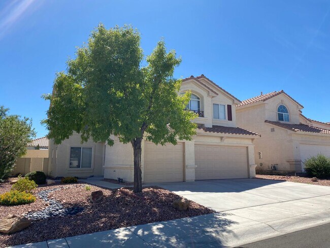 9109 Chenin Ave in Las Vegas, NV - Building Photo - Building Photo