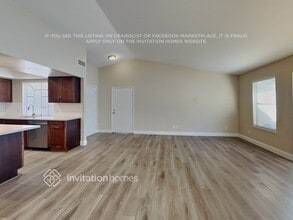 8428 Mulcahy Ave in Las Vegas, NV - Foto de edificio - Building Photo