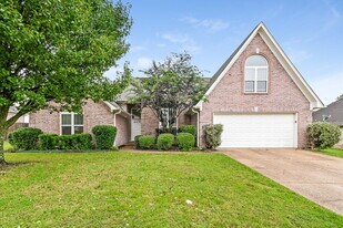 7274 Busher Dr in Olive Branch, MS - Building Photo