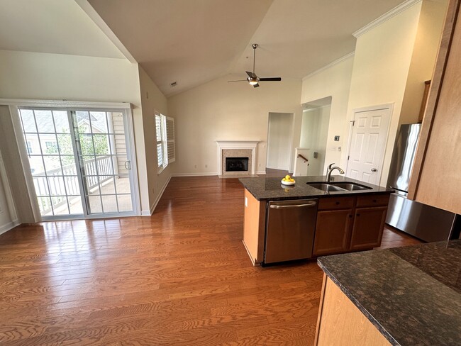 11900 CHIANTI Dr in Charlotte, NC - Building Photo - Building Photo