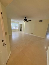 2796 S University Dr in Davie, FL - Building Photo - Building Photo