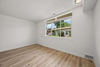 3761 Avera Ave in Winston-Salem, NC - Building Photo - Building Photo