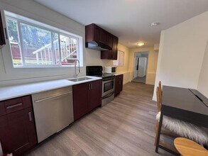 8922 Watson Dr in Delta, BC - Building Photo - Building Photo