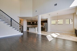 11913 Natures Bend in Austin, TX - Building Photo - Building Photo